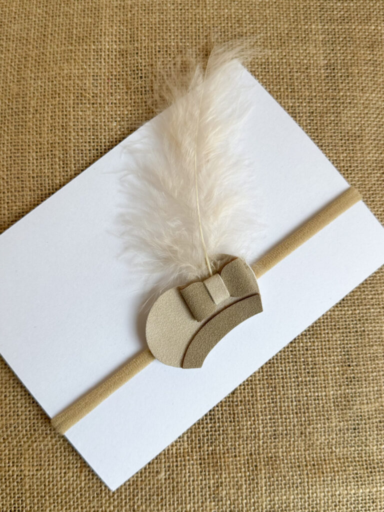 Haarbandje pietenmutsje - lichtbeige