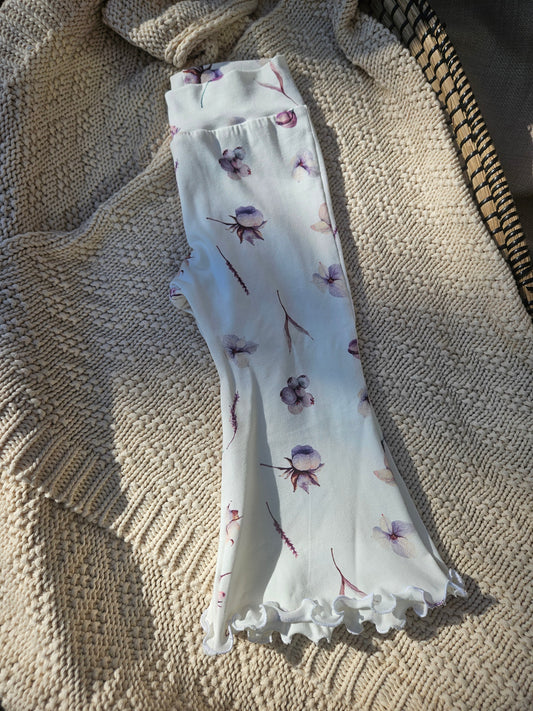 Flared Lila flower